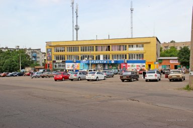 Супермаркет "Посад" у Будинку побуту "Рубін" - літо 2021