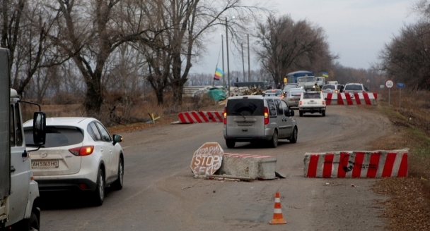 На блокпостах Донецкой области снова изменились правила
