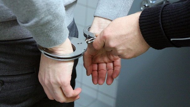 Правоохранители Константиновки задержали двух братьев за разбойное нападение на женщин